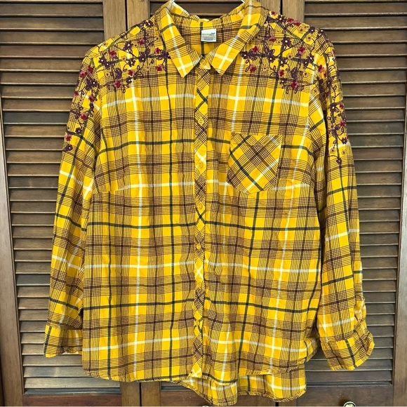 Yellow Plaid Button-Up Shirt with Embroidery - Picture 1 of 11